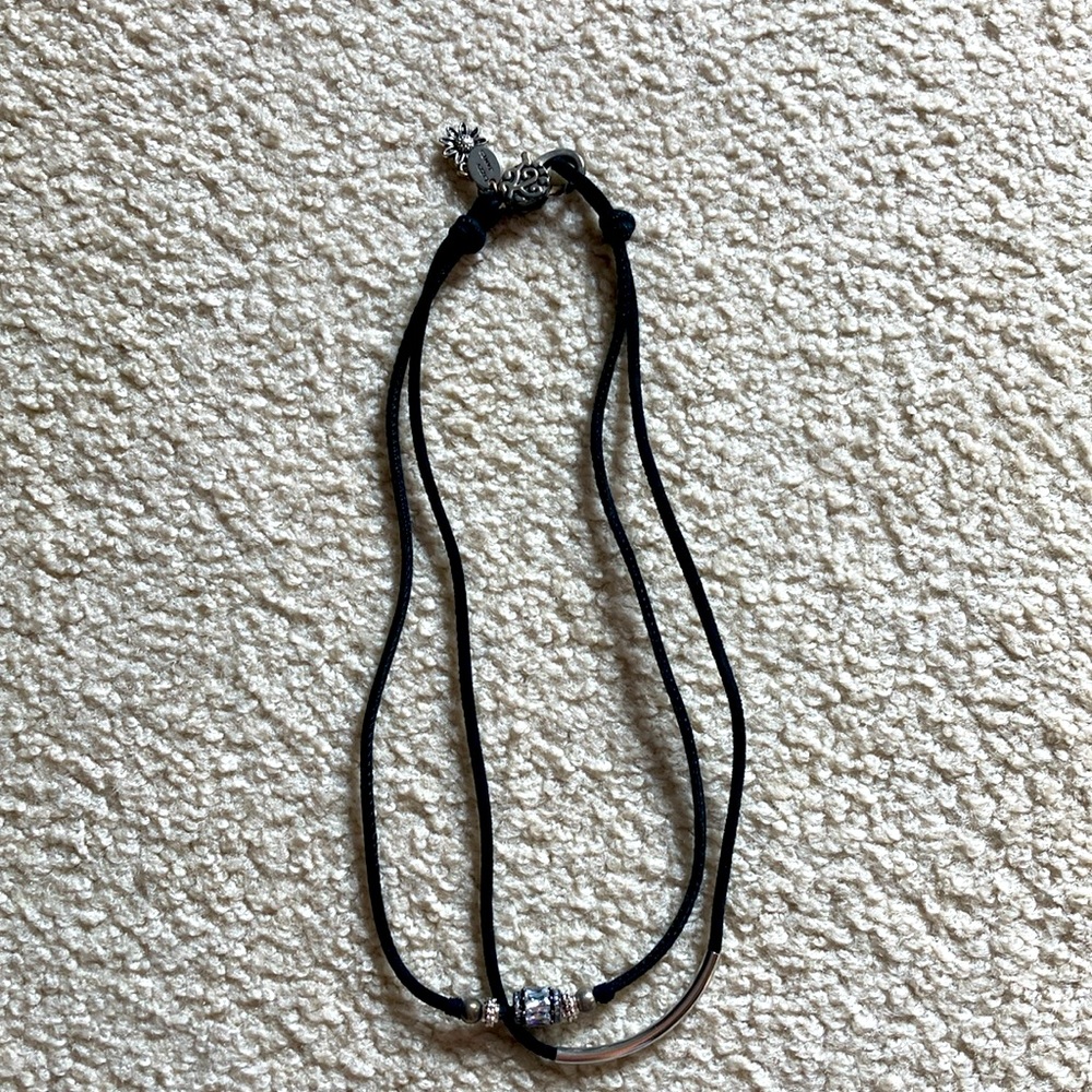 Lizzy James: rope necklace